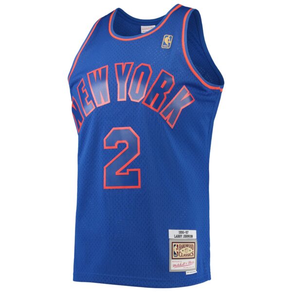 Larry Johnson New York Knicks Mitchell & Ness 1996/97 Hardwood Classics Swingman Jersey - Blue